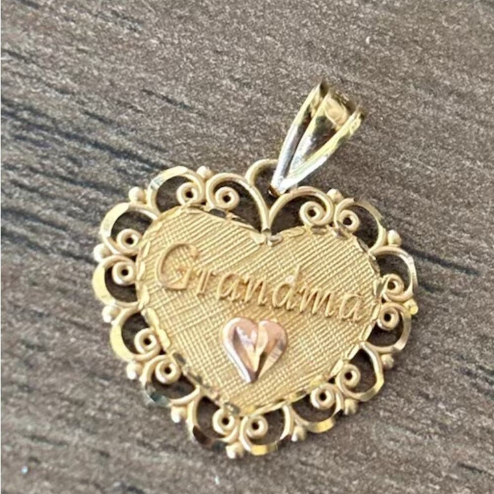 Vintage Michael Anthony 14k Gold Two-Toned Heart Grandma Pendant